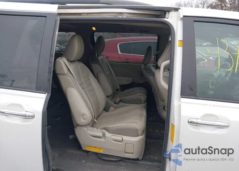 2011 Toyota Sienna Limited V6 from USA, damaged, VIN 5TDYK3DC9BS081552